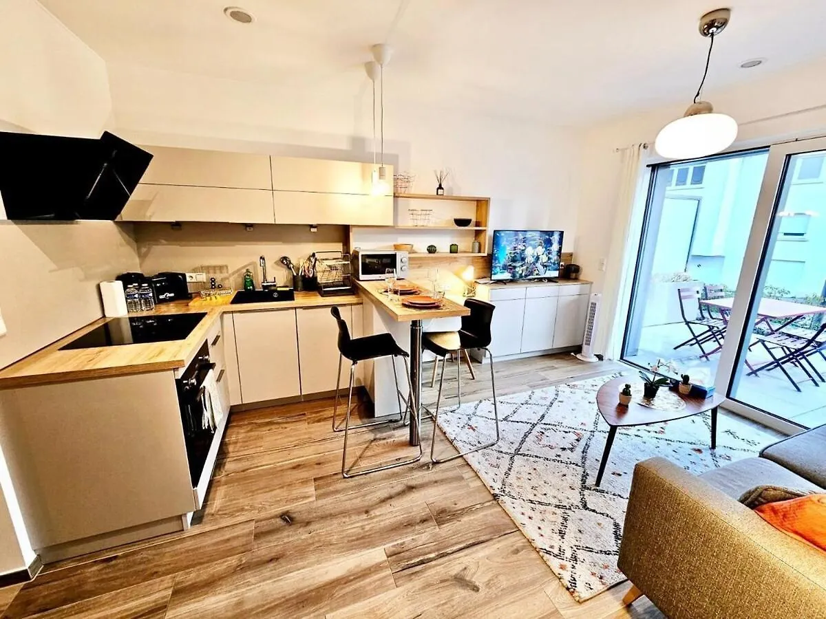 Apartment Lovely 1 Bedroom Flat With Terrace In Luxembourg-Ces1